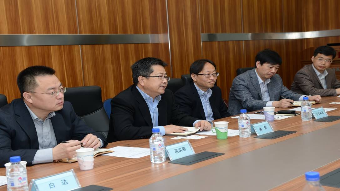 ��Ȧ- ��ȦΪ�Ķ���